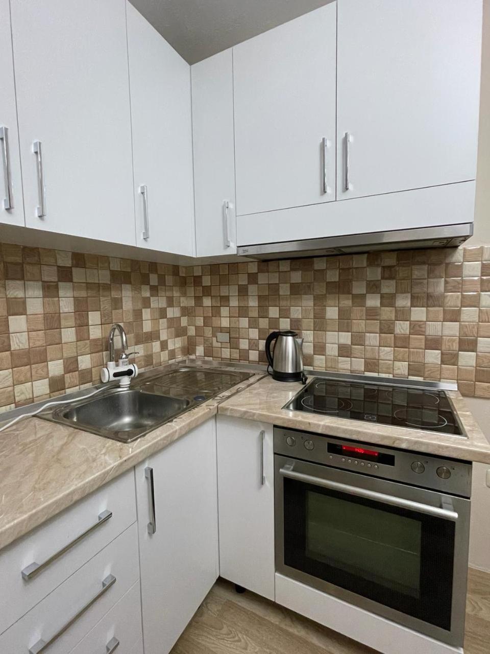 Comfort Apartment City Center Tiranë Luaran gambar
